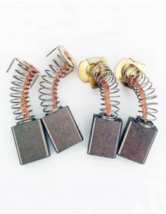 Quatre brosses carbone, balais charbon et brosses moteur pour le Pride Apex Spirit, Practicomfort Cyclone 17, 22 et similaire